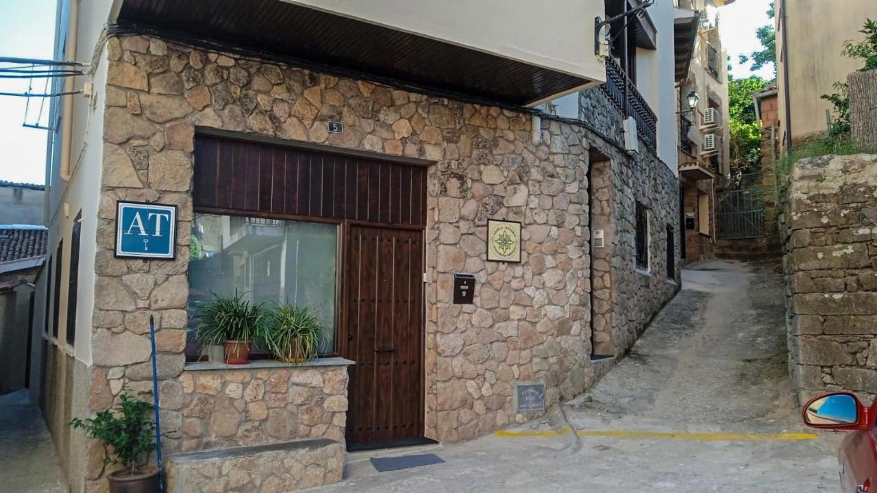 At La Abuela Antonia-La Casina Torre de Don Miguel Exterior foto